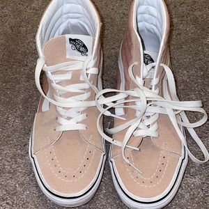 LIGHT PINK HIGHTOP VANS